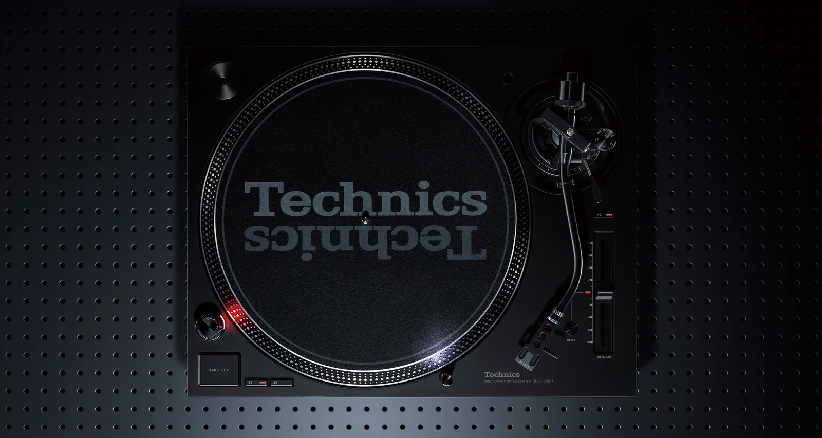 Technics SL-1210MK7