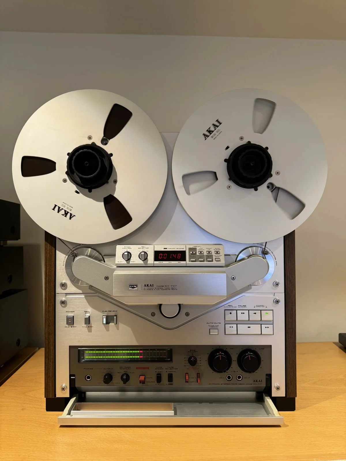 Akai GX-747