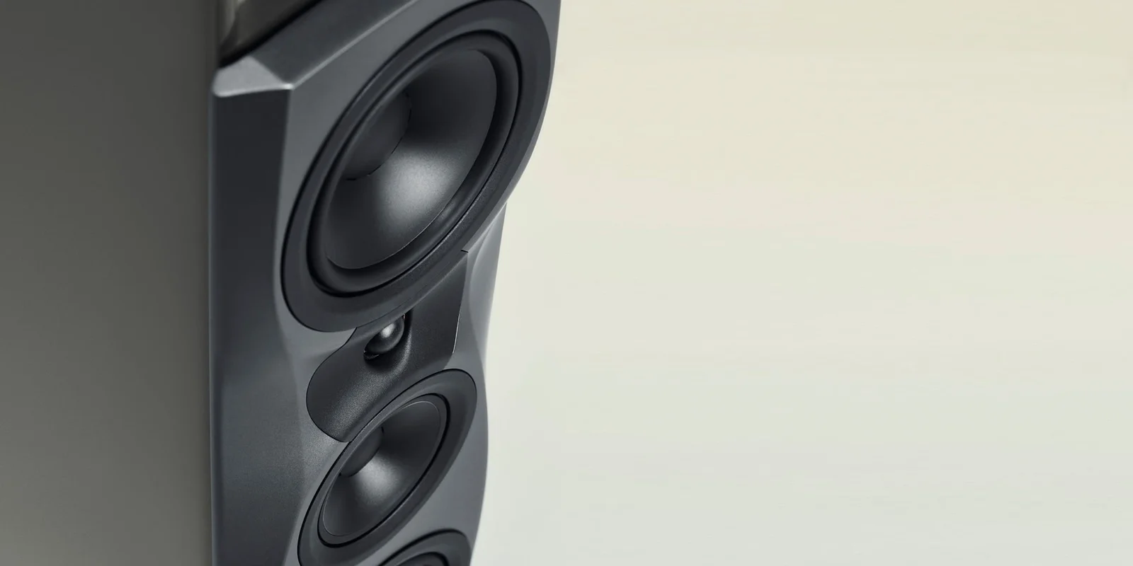 Dynaudio Confidence 30